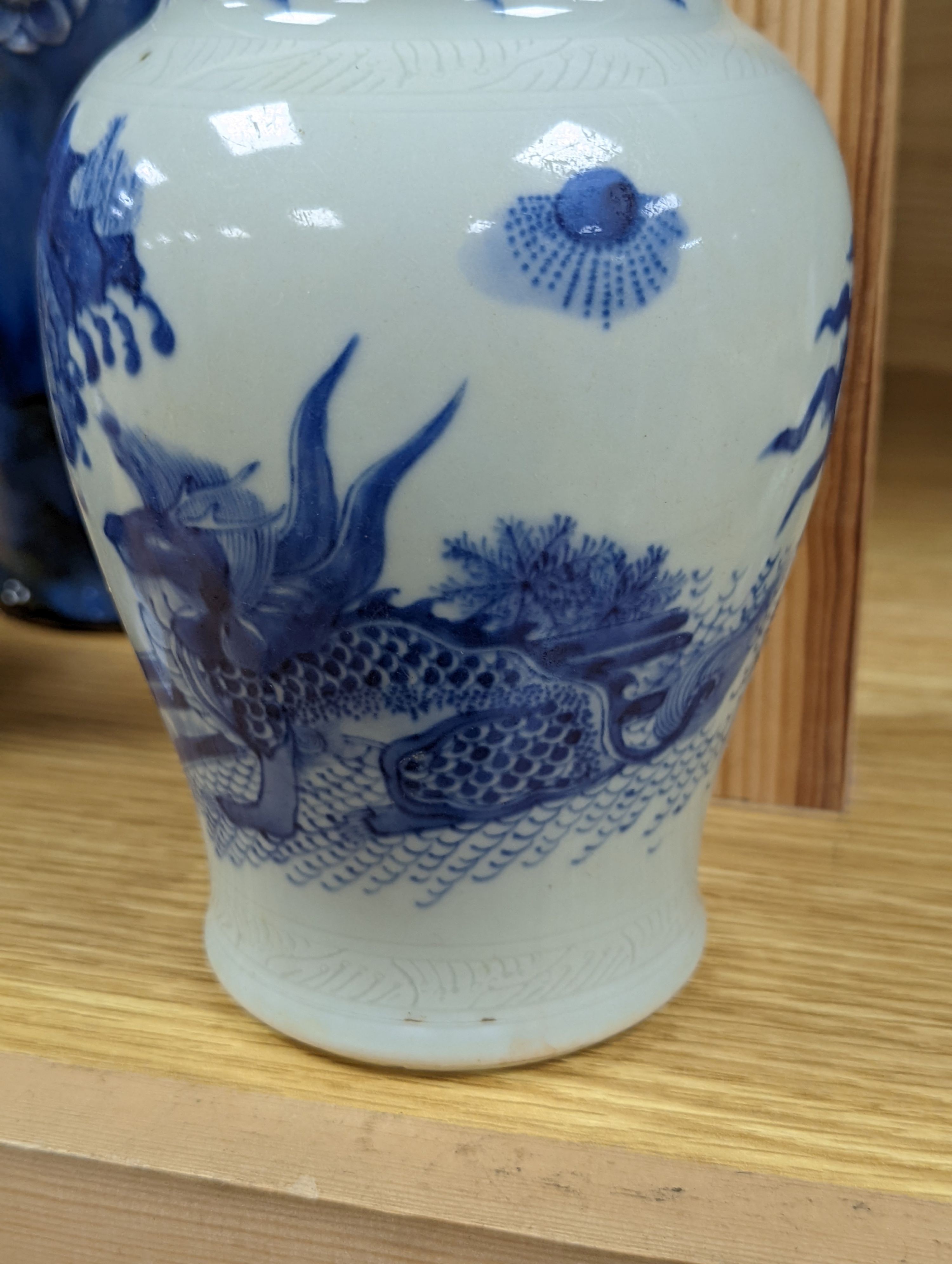 A group of Japanese porcelain tea wares and a rice bowl and cover